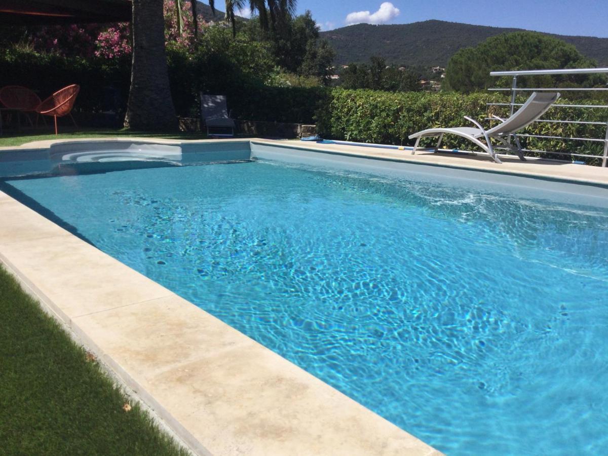 La Vigie Apartment Cavalaire-sur-Mer Bagian luar foto